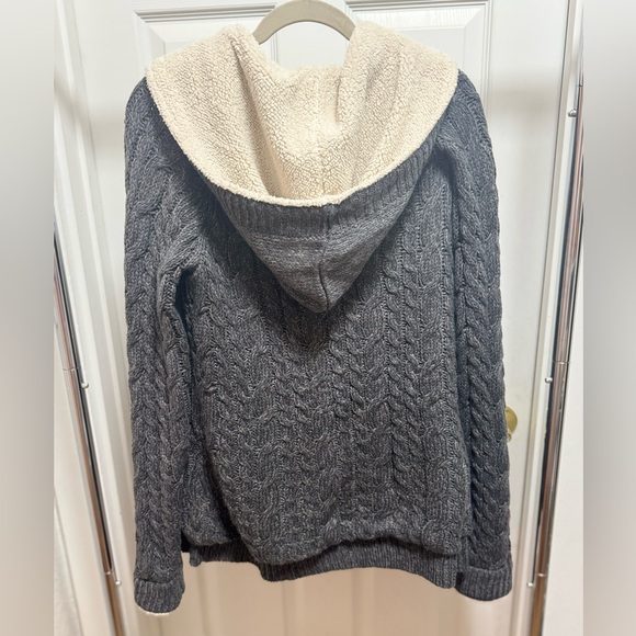 Cabela’s Cozy Deer Lodge Granite Charcoal Cream Women's Sweater Jacket - Picture 3 of 6